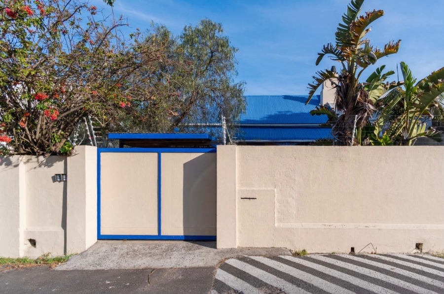 3 Bedroom Property for Sale in Wynberg Western Cape